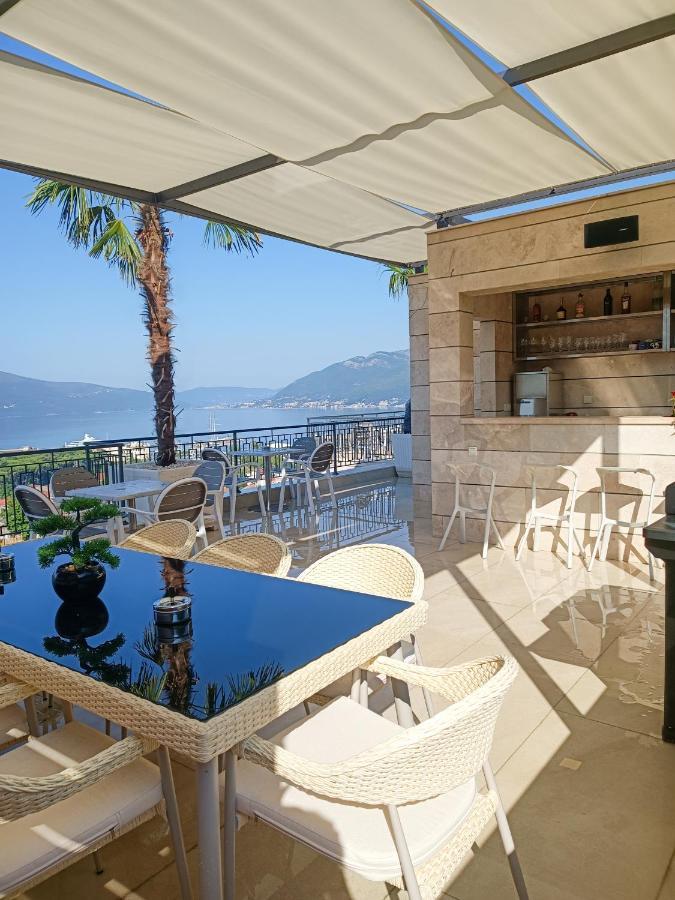 Eden Apartments Tivat Ngoại thất bức ảnh