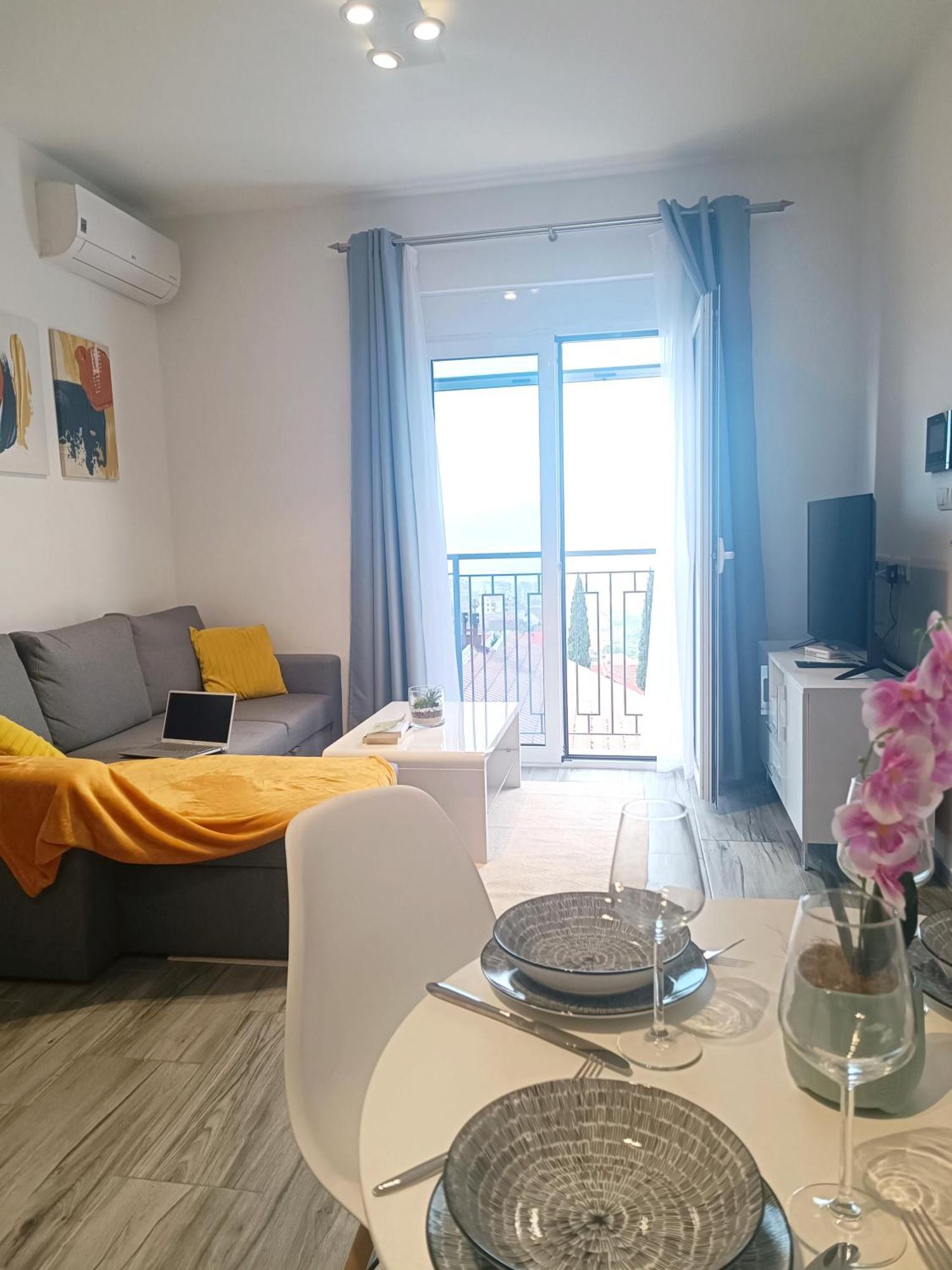 Eden Apartments Tivat Ngoại thất bức ảnh