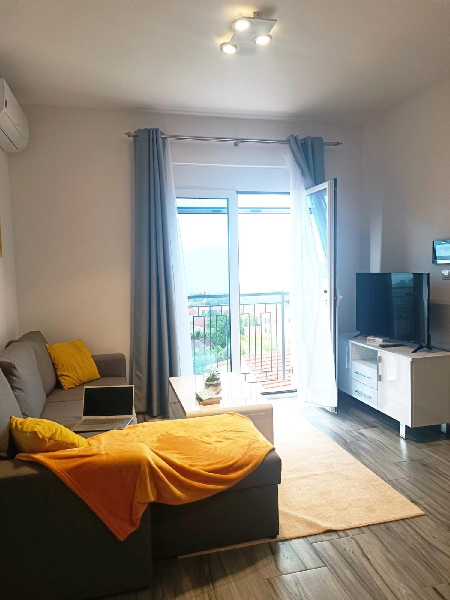 Eden Apartments Tivat Ngoại thất bức ảnh